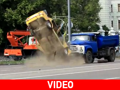 Δείτε πώς γίνεται η ανατίναξη ενός αυτοκινήτου σε ταινία